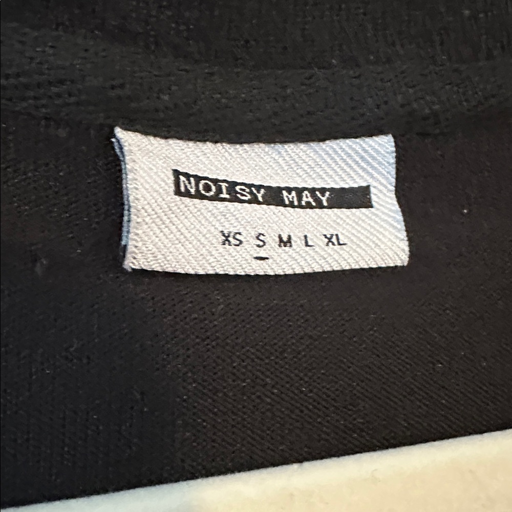 NOISY MAY | Black Long Cardigan with Pockets - Picture 7 of 14